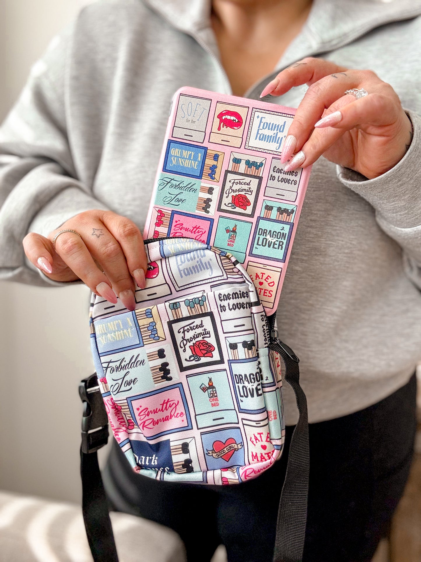 GLM Matchbook Tropes Kindle Case